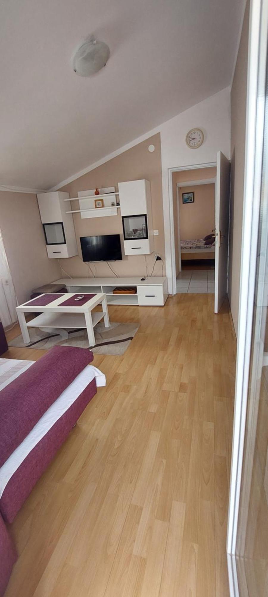 Apartman Jelena Vir Exteriér fotografie